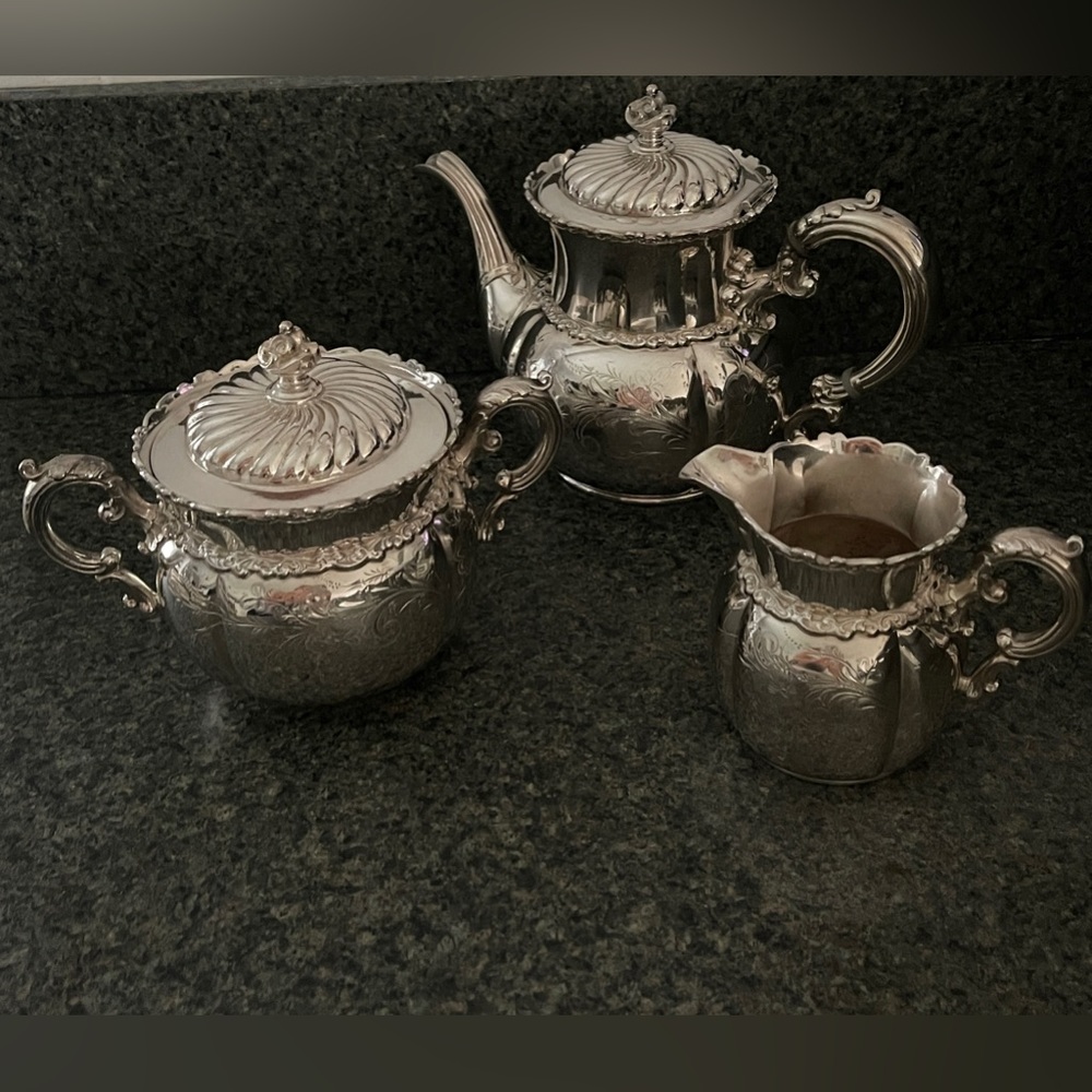 Rogers & Bro triple plate sugar cream tea pot